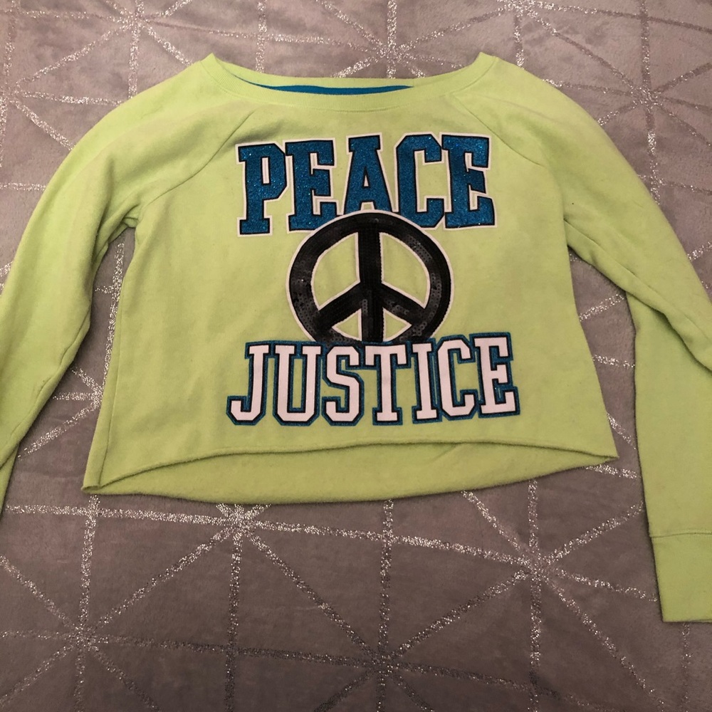Justice sweatshirt cropped
